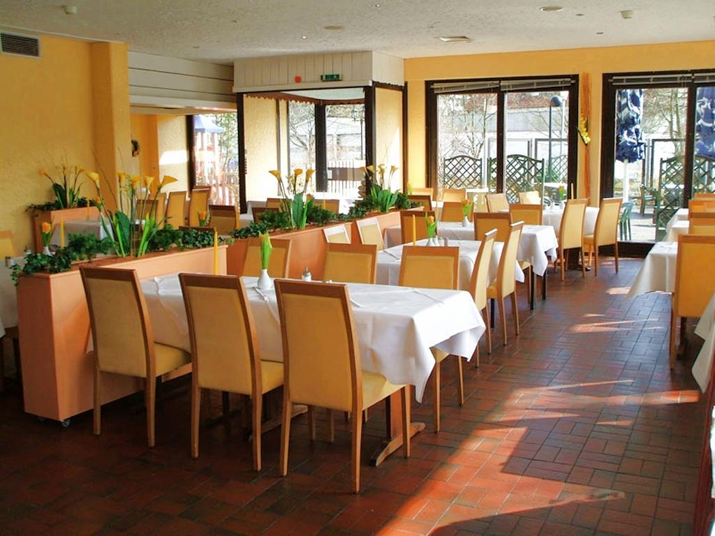 Haus Vier Jahreszeiten In Hahnenklee Am See Goslar Restaurant photo